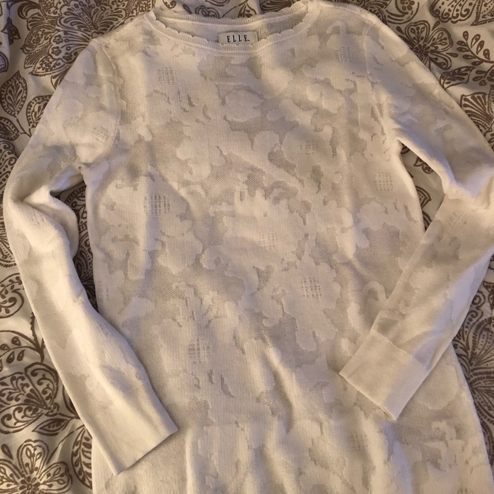 White thin sweater